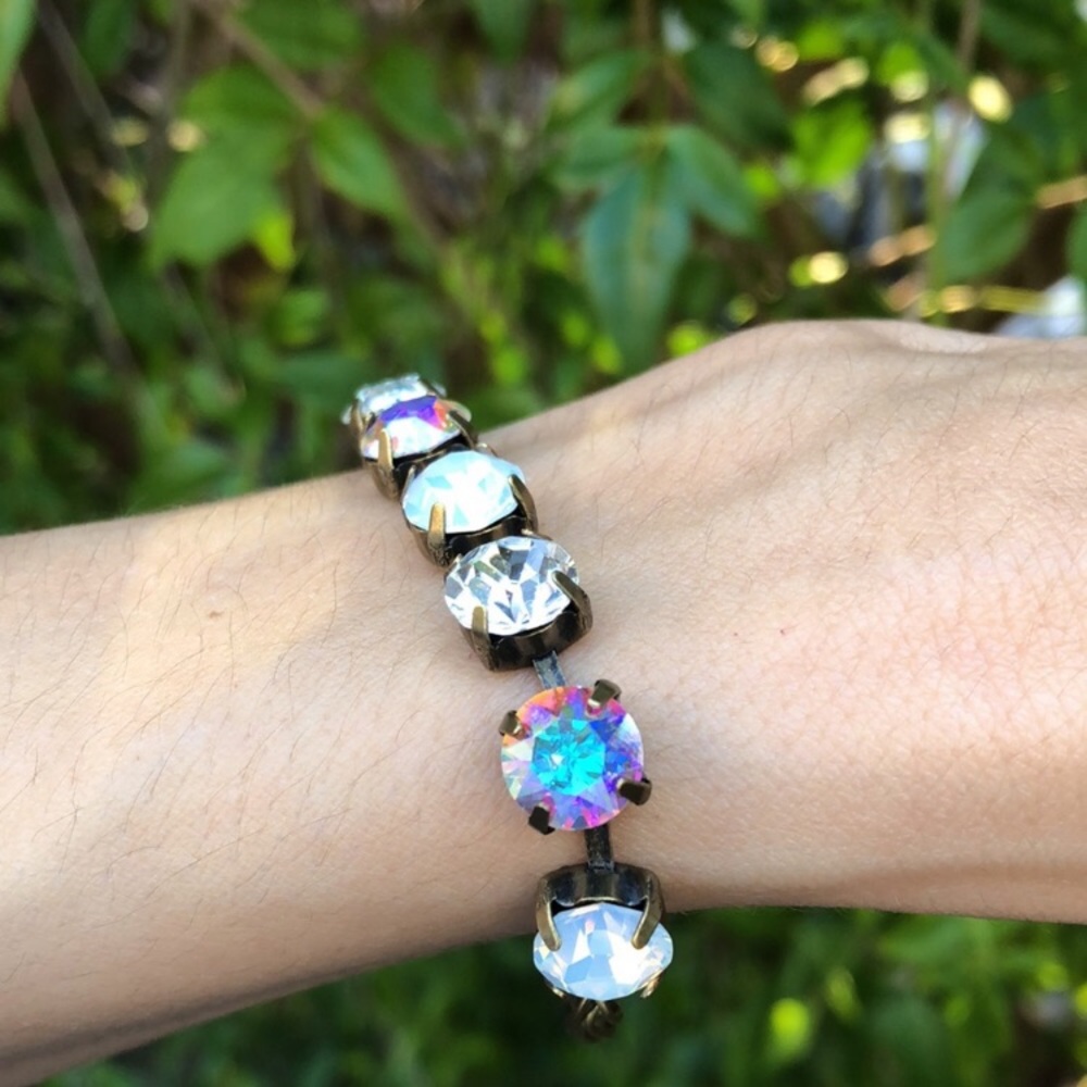 White Opal + Aurora Borealis Crystal Bracelet - Picture 3 of 16